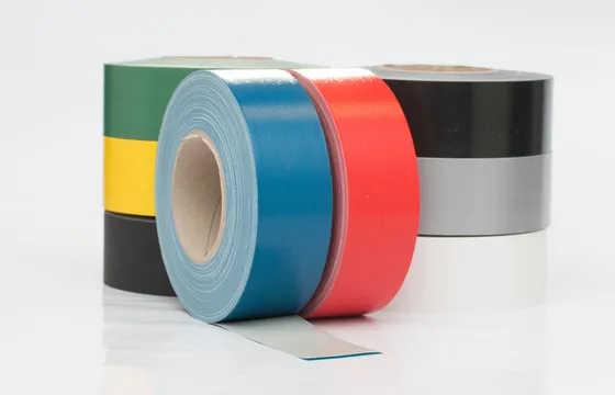 Typenschilder auf Pulverbeschichtung